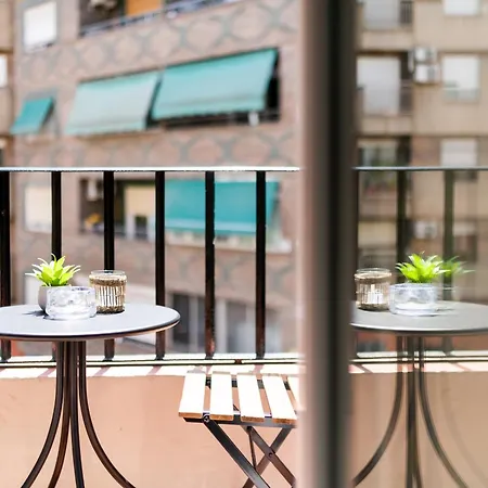 Apartment Wekey Homes Centrico Y Familiar, Parking Incluido Granada