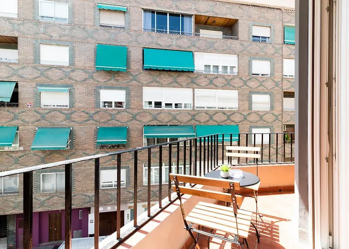 Wekey Homes Centrico Y Familiar, Parking Incluido * Granada